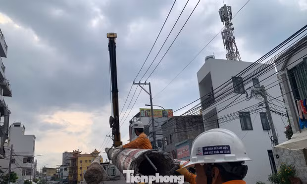 Di dời loạt trụ điện, đường nội đô TPHCM thêm rộng rãi, thông thoáng