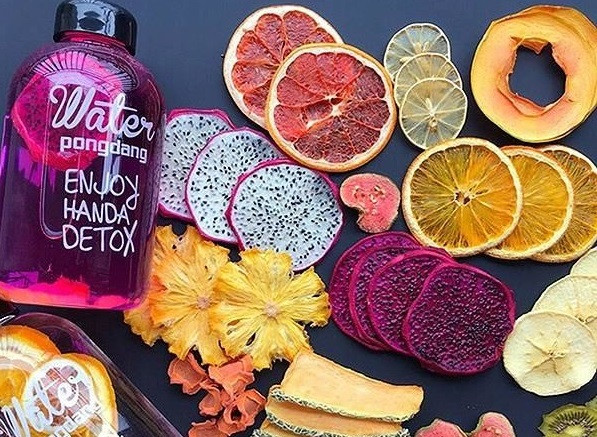 Trào lưu giảm cân mới: Detox bằng trà hoa quả sấy khô