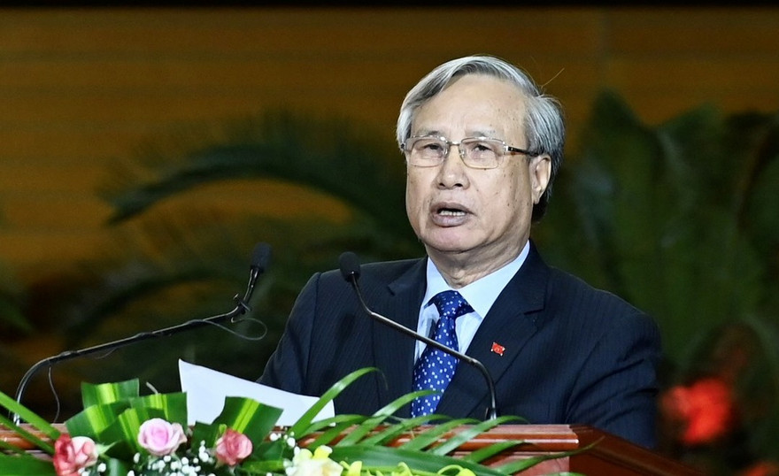 Thường Trực Ban Bí thư Trần Quốc Vượng