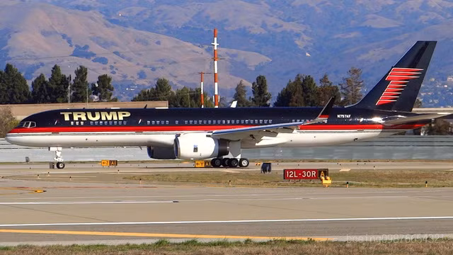 Chuyên cơ của Donald Trump (Ảnh: DM)