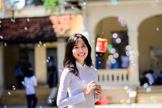 Phương Anh từng giành giải Ba học sinh giỏi quốc gia môn tiếng Pháp.
