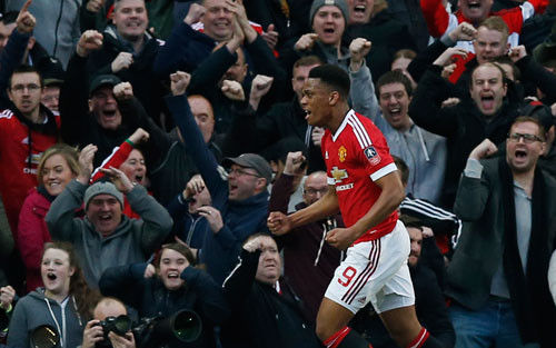 Martial trở thành vị cứu tinh cho Man Utd. Ảnh: Reuters.