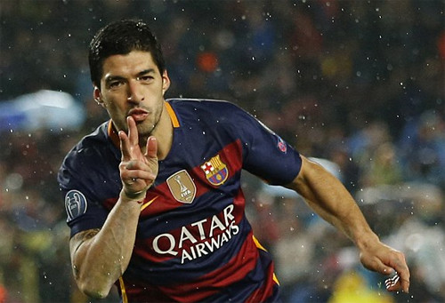 Luis Suarez đạt phong độ cao với một bàn thắng đẹp và một đường chuyền dọn cỗ cho Neymar. Ảnh: Reuters