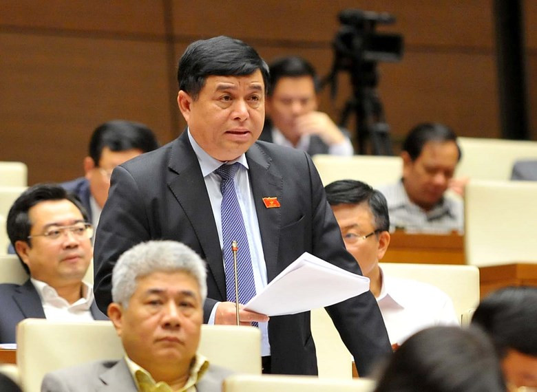 Theo Bộ trưởng Bộ KH&ĐT, nếu trì hoãn hoặc chậm tái cơ cấu nền kinh tế thì sẽ rất khó vượt qua bẫy thu nhập trung bình (ảnh Như Ý)