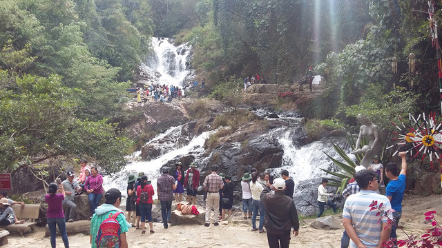 Thác Datanla Đà Lạt