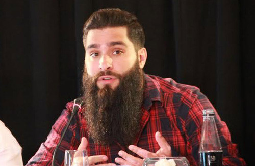 Đạo diễn Jordan Vogt-Roberts chọn hơn 40 diễn viên quần chúng Việt Nam vào phim.