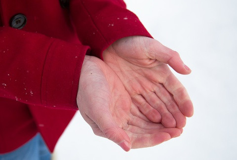 Nguyên nhân gây hiện tượng bỏng lạnh ?