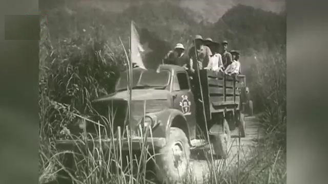 Cùng nghe lại hùng ca “Tiếng súng đã vang trên bầu trời biên giới“