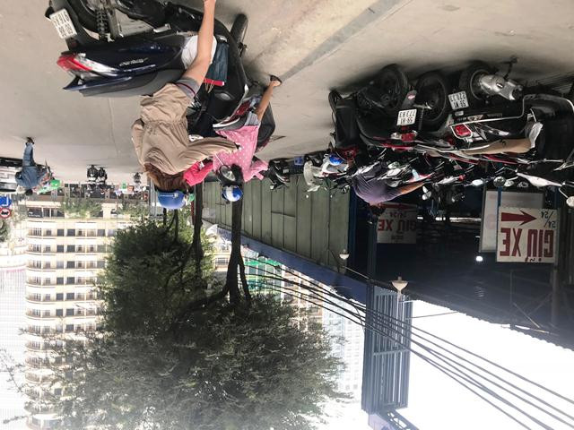 Đằng sau việc dẹp bãi xe ở vỉa hè trung tâm TPHCM