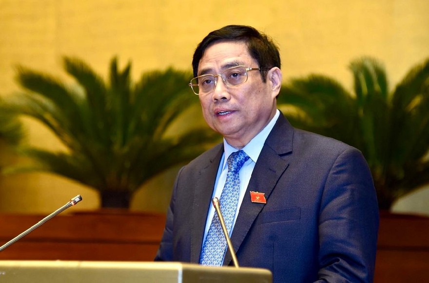 Thủ tướng báo cáo Quốc hội về tình hình kinh tế, xã hội. Ảnh: Nhật Minh