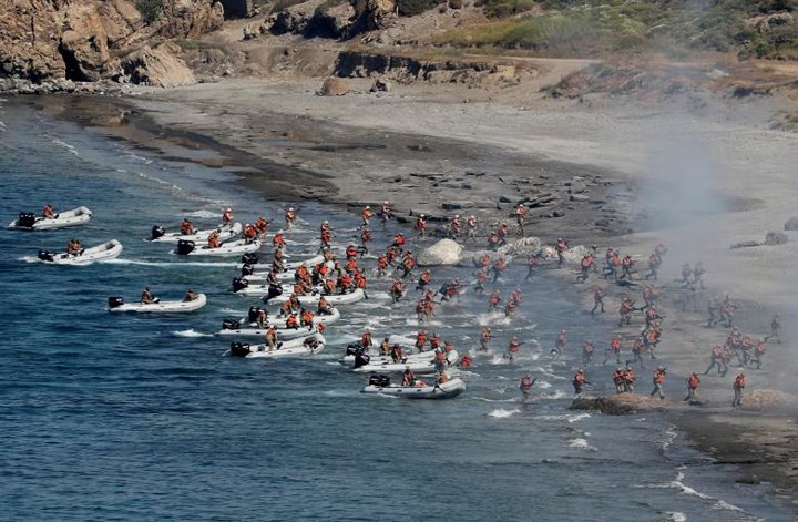 Thổ Nhĩ Kỳ rầm rộ triển khai tập trận bắn đạn thật quy mô lớn