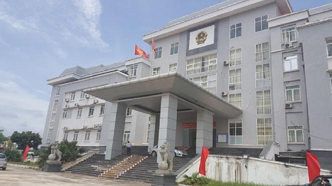 Cả Bí thư và Chủ tịch huyện Sông Lô đều bị kỷ luật cảnh cáo