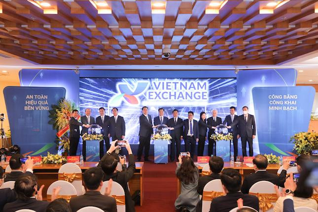 Ra mắt Sở Giao dịch Chứng khoán Việt Nam