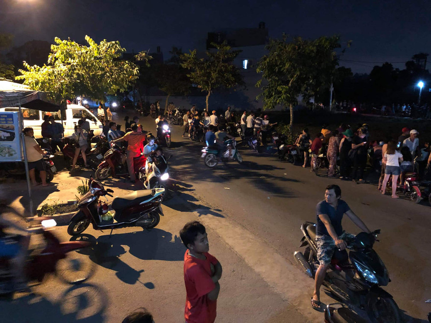 Bắt giữ nghịch tử nghi 'ngáo đá' chém 3 người thân trong nhà thương vong