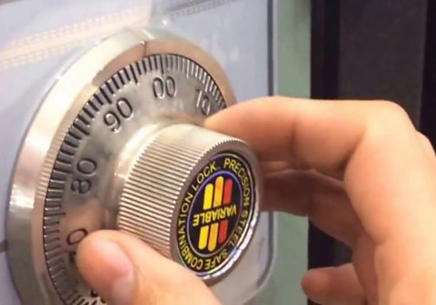 Thử IQ: 97% người giải sai câu đố tìm mật mã để thoát khỏi phòng kín