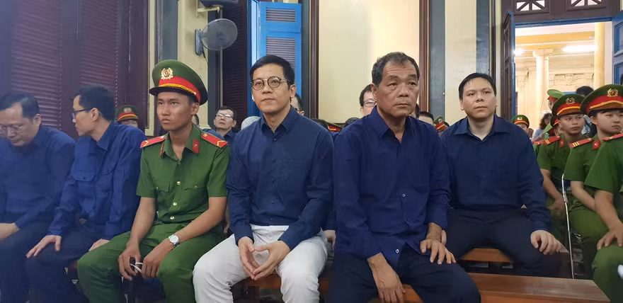 Ông Trần Bắc Hà vẫn đang chữa bệnh ở Singapore