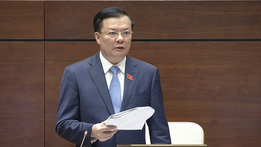 Bộ trưởng Bộ Tài chính Đinh Tiến Dũng