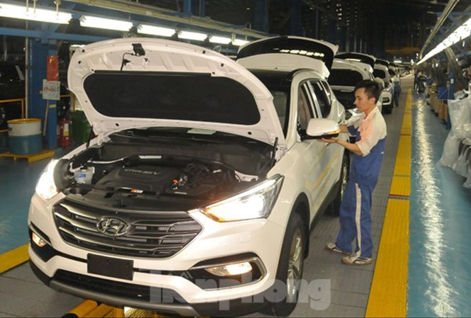 Đề xuất giảm lệ phí trước bạ đăng ký ô tô sản xuất trong nước