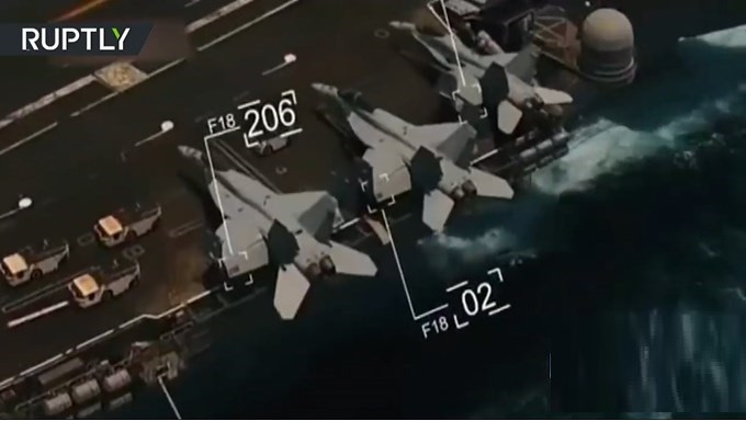 Tàu sân bay Mỹ bị máy bay do thám Iran theo dõi