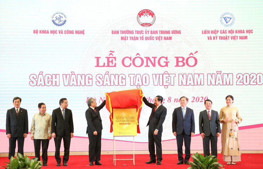 Công bố Sách vàng sáng tạo Việt Nam 2020 (ảnh Q.V)
