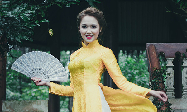 Top 10 Press Beauty 2016 rạng rỡ trong tà áo dài truyền thống