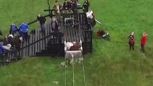 Cáp treo đặc biệt hoạt động bằng sức người