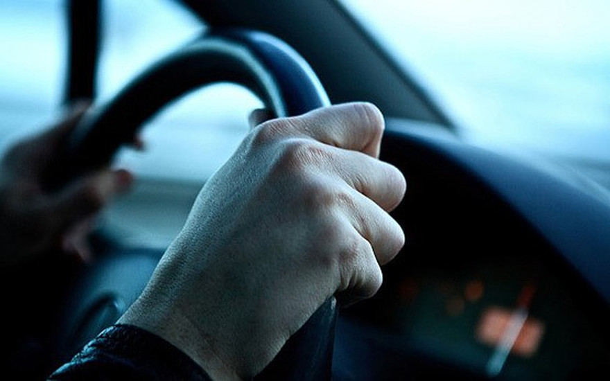 Những mẹo nhỏ giúp bạn lái xe an toàn hơn