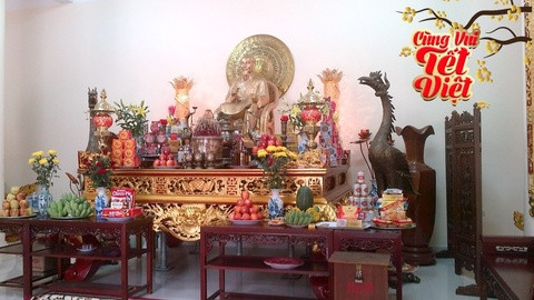 Những lưu ý bài trí bàn thờ gia tiên ngày Tết