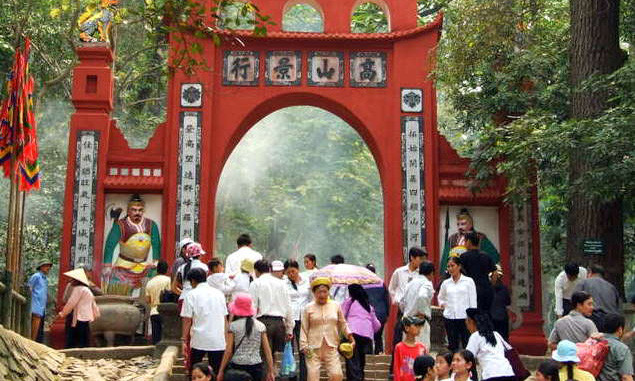 Đền Hùng (Ảnh TL)