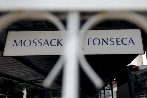 Biểu tượng công ty luật Mossack Fonseca. Ảnh: Reuters.