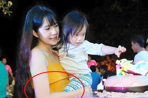 Minh Hà mang bầu đứa con thứ tư.