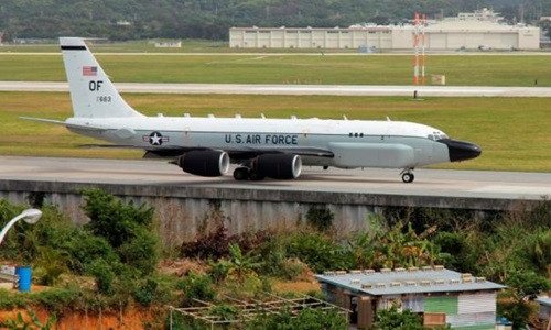 Máy bay trinh sát RC-135 của Mỹ. Ảnh: Reuters