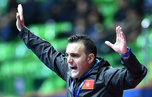 Bruno đang làm được những điều kỳ diệu cùng futsal Việt Nam. Ảnh: Tú Trần.