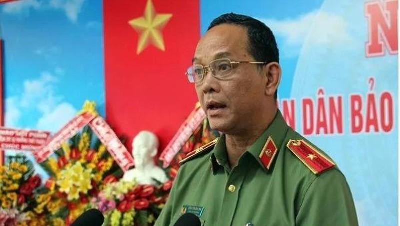 Cảnh cáo Thiếu tướng Đặng Hoàng Đa 