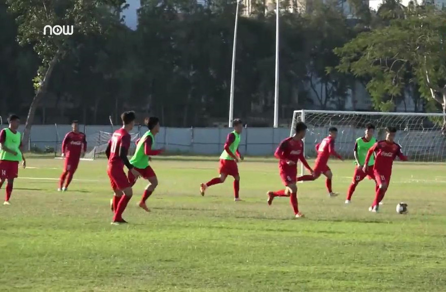 Cận cảnh U22 Việt Nam rèn luyện chiến thuật
