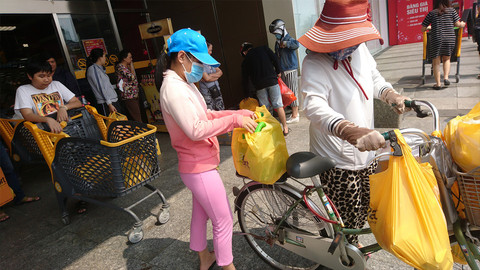 Vì sao các bà nội trợ sợ Tết?