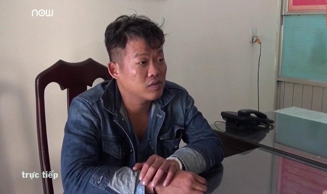 Sư thầy quật ngã đạo chích trước cửa chùa ở Khánh Hòa