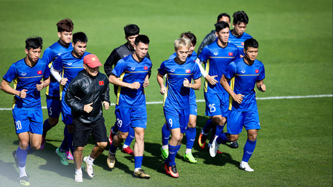 Tuyển Việt Nam trở lại tập luyện sau thất bại trước ĐT Iraq