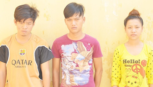 Nữ tiếp viên gọi bạn đánh chết khách hát karaoke