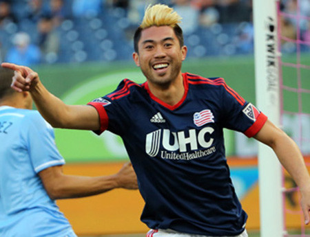 Cầu thủ Việt kiều Lee Nguyễn hiện đang là ngôi sao của bóng đá Mỹ