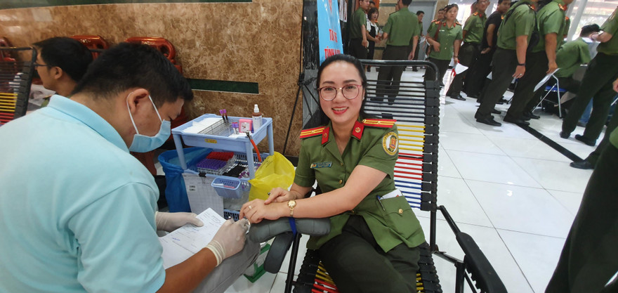 Tuổi trẻ Công an nhân dân hiến máu tình nguyện vì cộng đồng