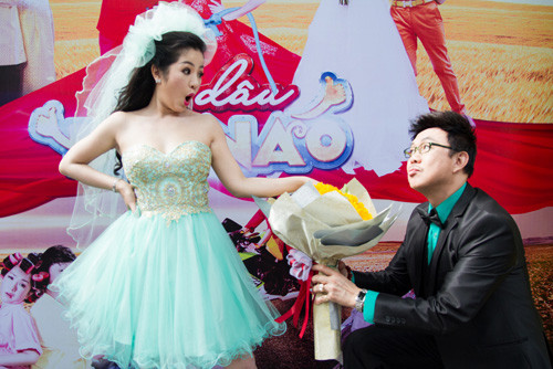 Chí Tài diễn cảnh cầu hôn Thúy Nga.