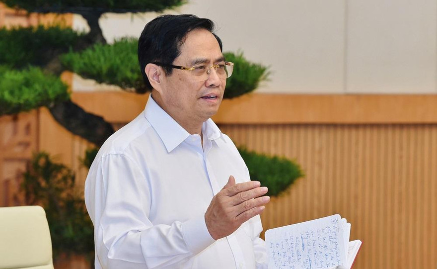 Cách ly, phong tỏa diện rộng: Dễ cho người chống dịch nhưng làm khó dân