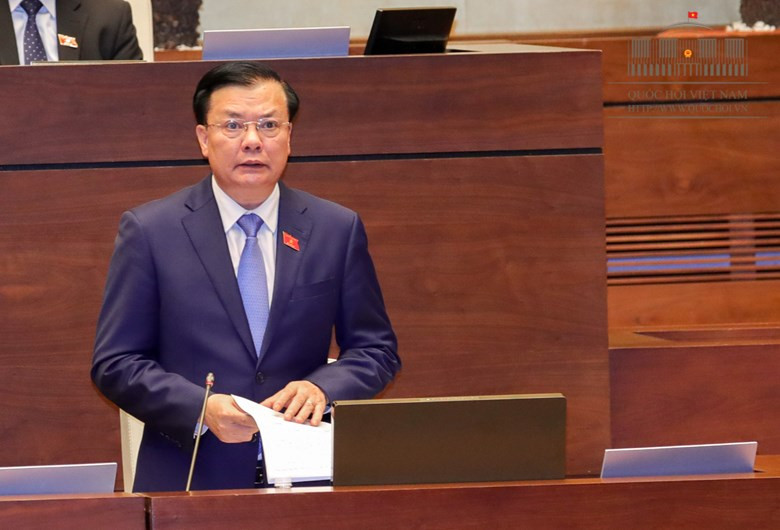 Bộ trưởng Bộ Tài chính Đinh Tiến Dũng