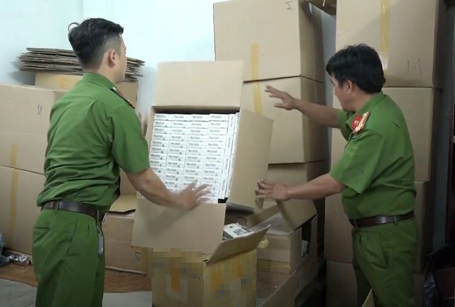 Giám đốc công ty tân dược cầm đầu đường dây sản xuất thuốc giả