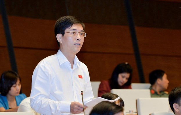 ĐBQH Hoàng Quang Hàm, Uỷ viên Thường trực Uỷ ban TC-NS. Ảnh Như Ý