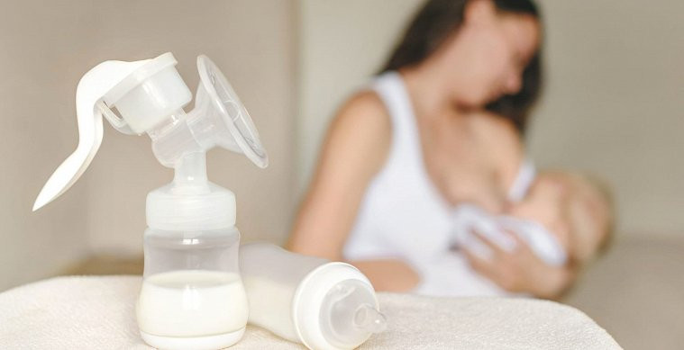 Mẹ dùng máy vắt sữa, con có nguy cơ mắc hen suyễn