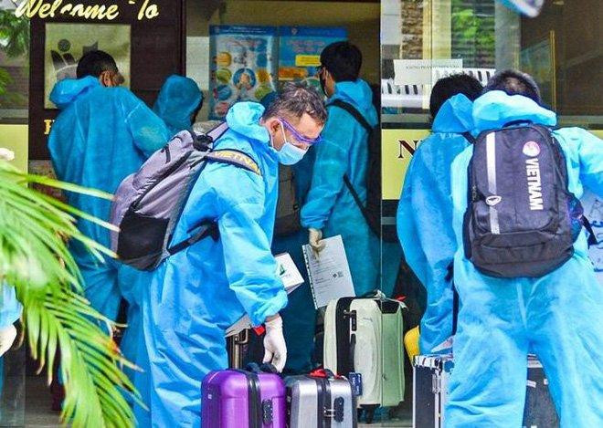 Tại sao đội tuyển Việt Nam chỉ cách ly tập trung 7 ngày?