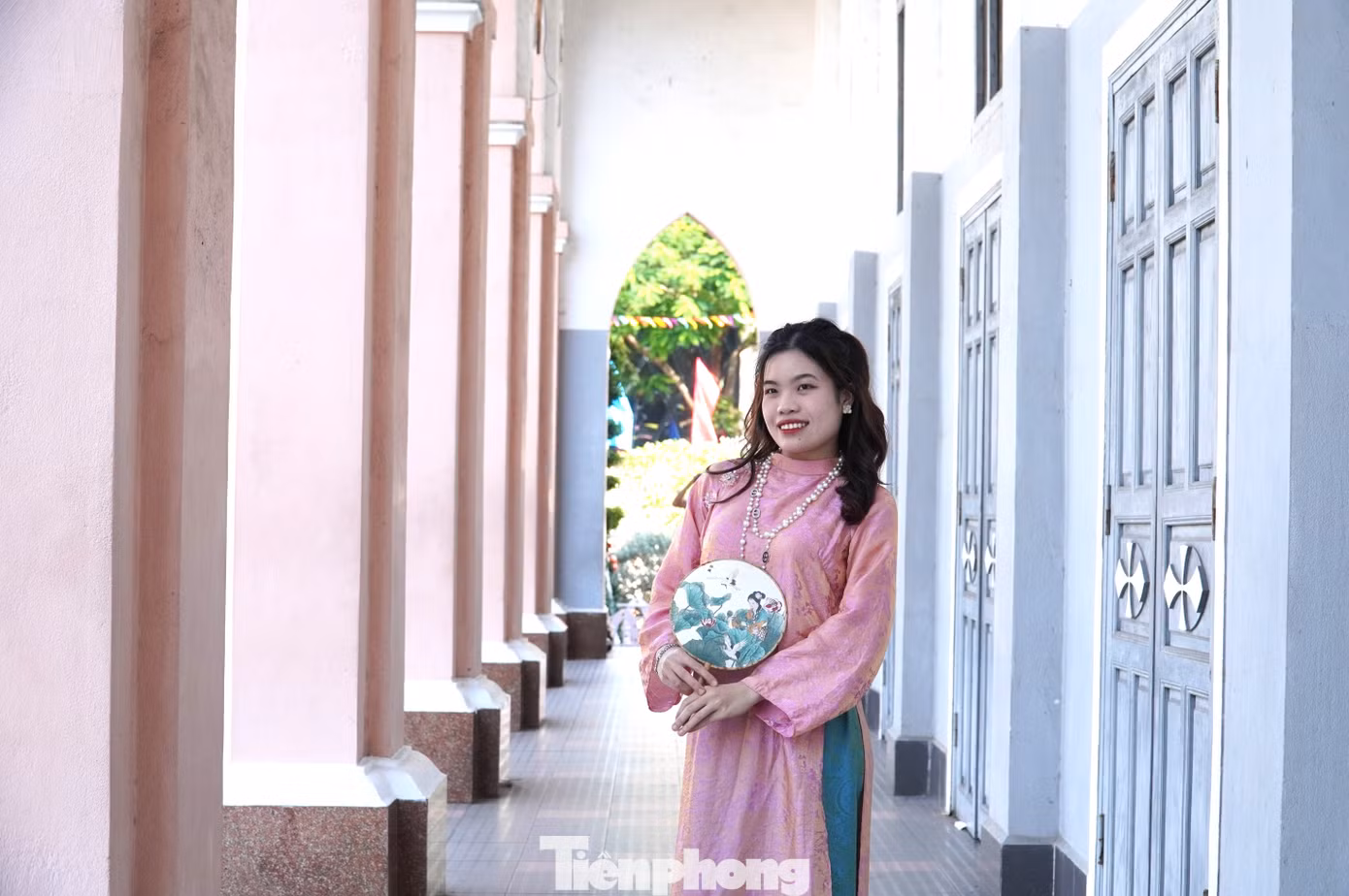 tp-nha-tho-chinh-toa-da-nang-12.jpg