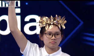 Nữ sinh đầu tiên giành vòng nguyệt quế Đường lên đỉnh Olympia 26